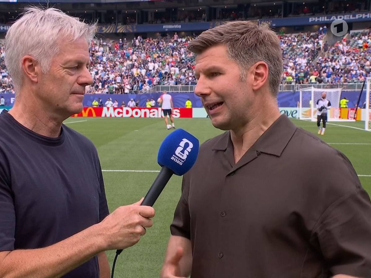 TV-Gespräch von Tom Bartels und Thomas Hitzlsperger.