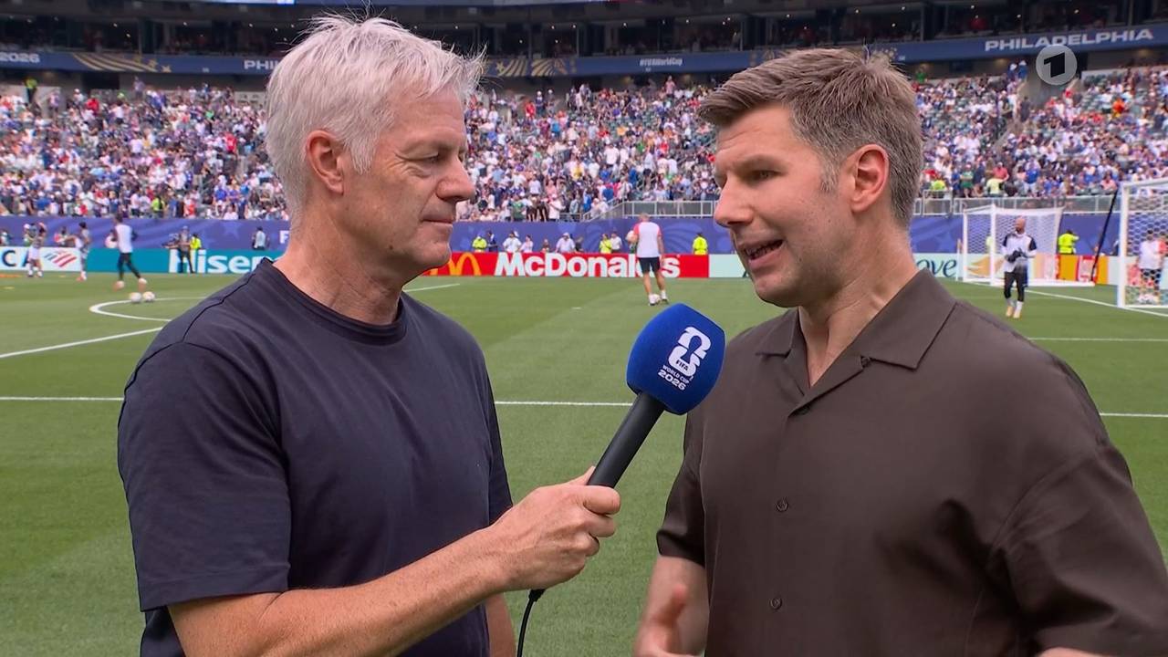 TV-Gespräch von Tom Bartels und Thomas Hitzlsperger.