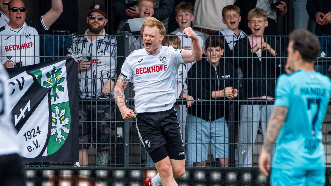 Jonas Arweiler jubelt hier noch im Trikot des SC Verl. In der Saison 2026/27 spielt er für den 1. FC Köln II.