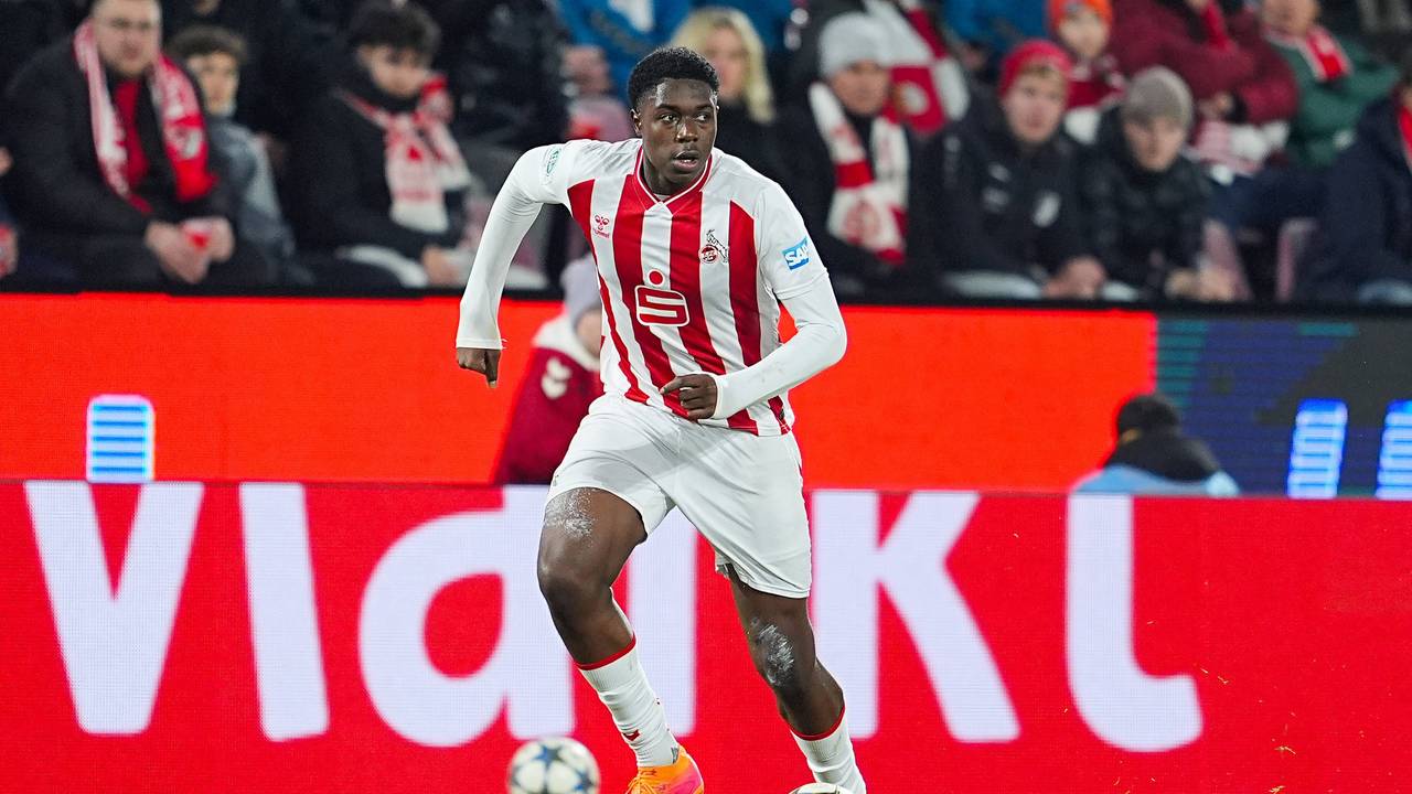 Sechzehntelfinale der Uefa Youth League zwischen dem 1. FC Köln und Inter Mailand: Kölns Assad Kotya-Fofana am Ball