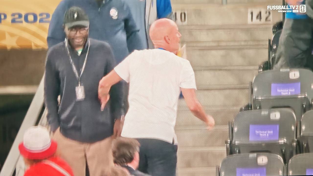 Stale Solbakken auf der Tribüne.