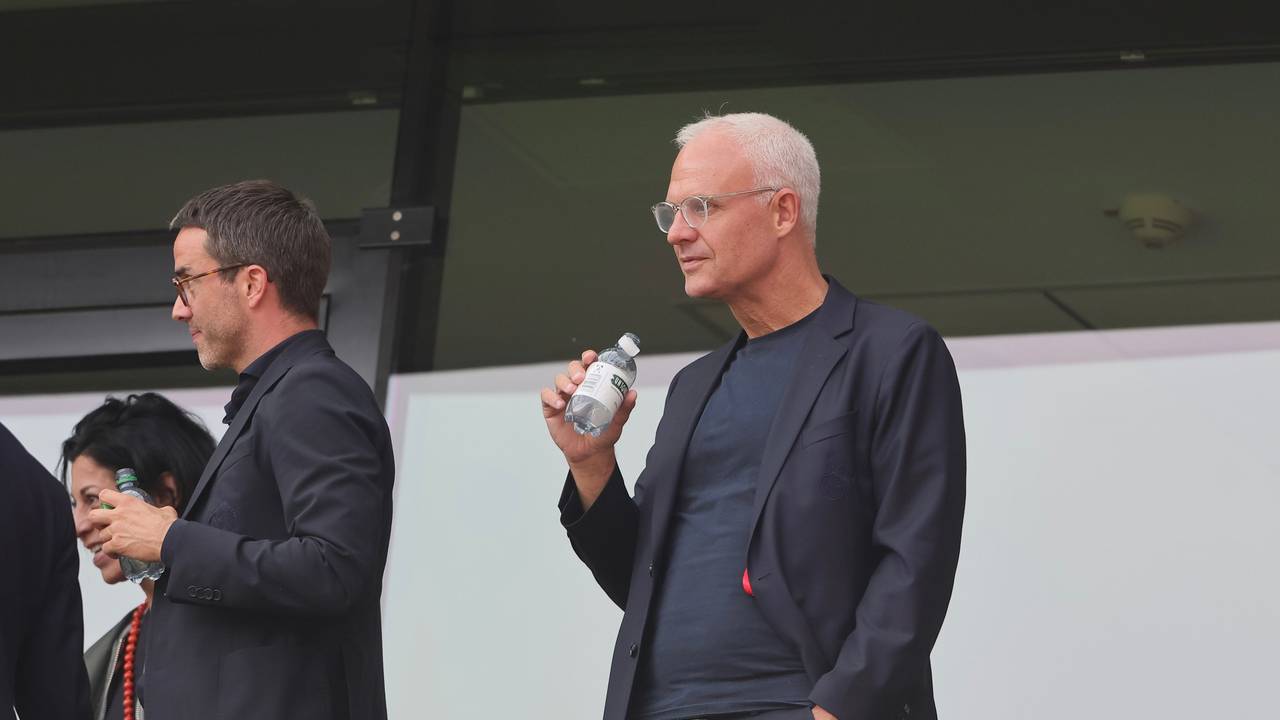 Vizepräsident Jörg Alvermann steht im Rhein-Energie-Stadion.
