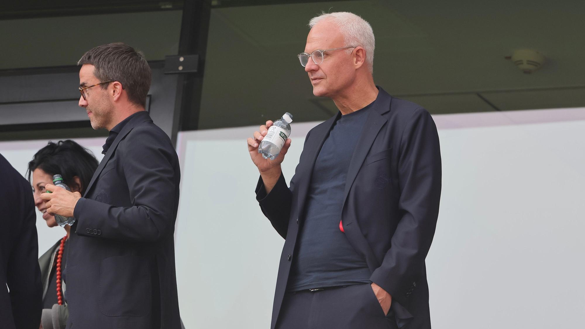 Vizepräsident Jörg Alvermann steht im Rhein-Energie-Stadion.