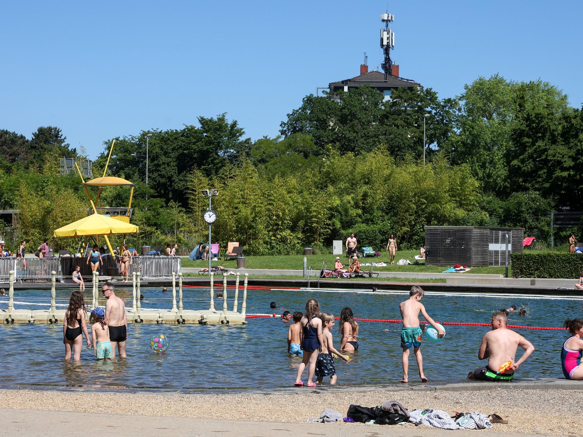 Schluss mit Badespaß: Der Lentpark musste am Montag (22. Juni) schließen.