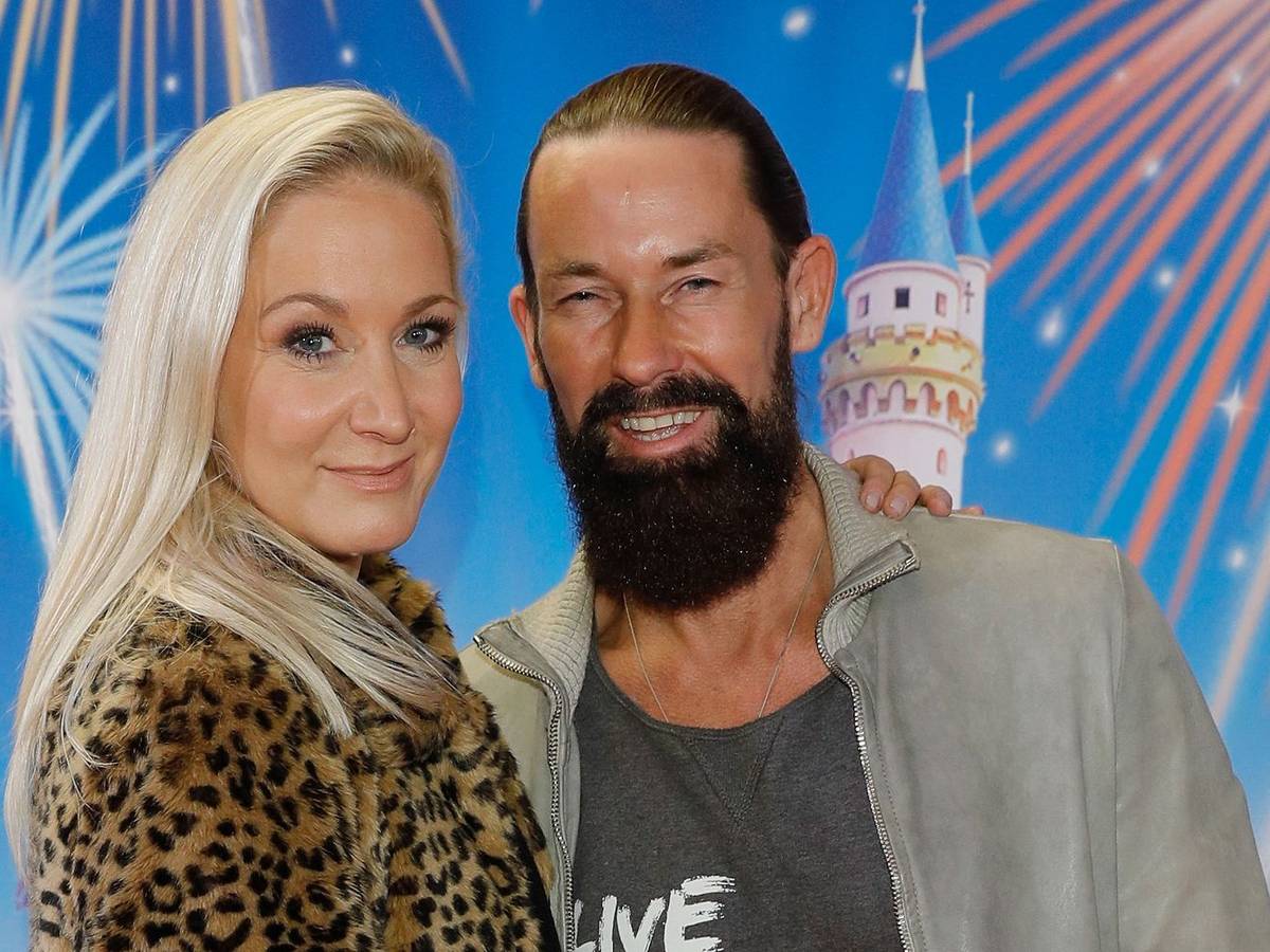 Schauspielerin Janine Kunze sprach über die Formel hinter ihrer glücklichen Ehe mit Dirk Budach. (Bild: 2016 Getty Images/Andreas Rentz)