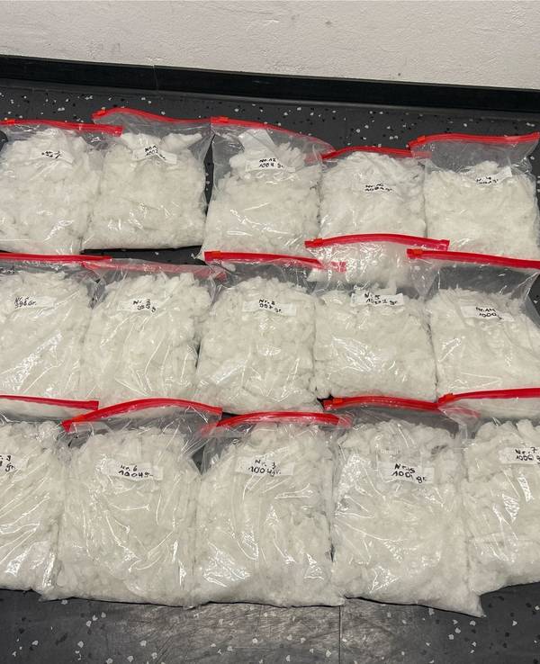 Polizei entdeckt Crystal Meth bei Fahrzeugkontrolle