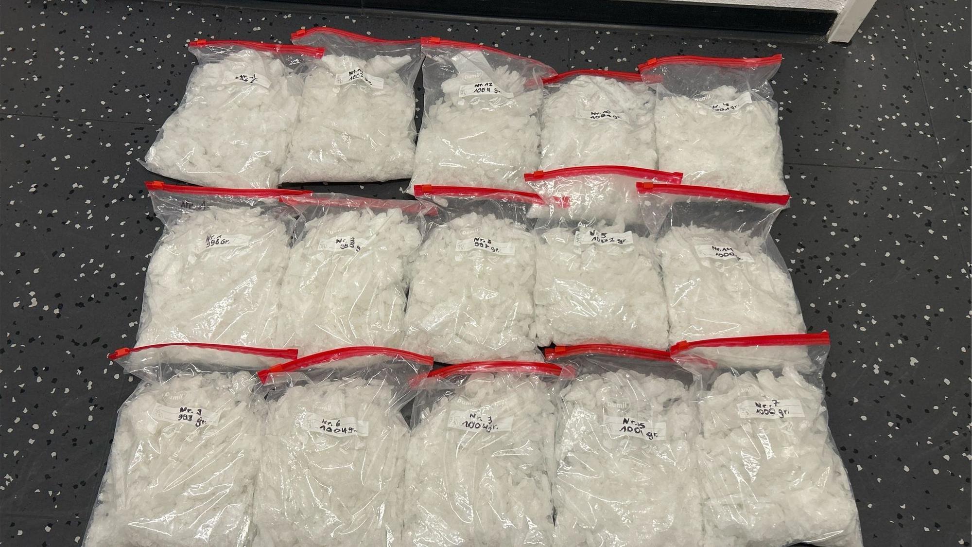 Polizei entdeckt Crystal Meth bei Fahrzeugkontrolle