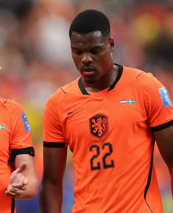 Frenkie de Jong hat sich gegen Kritik aus der Heimat gewehrt. (Archivbild)