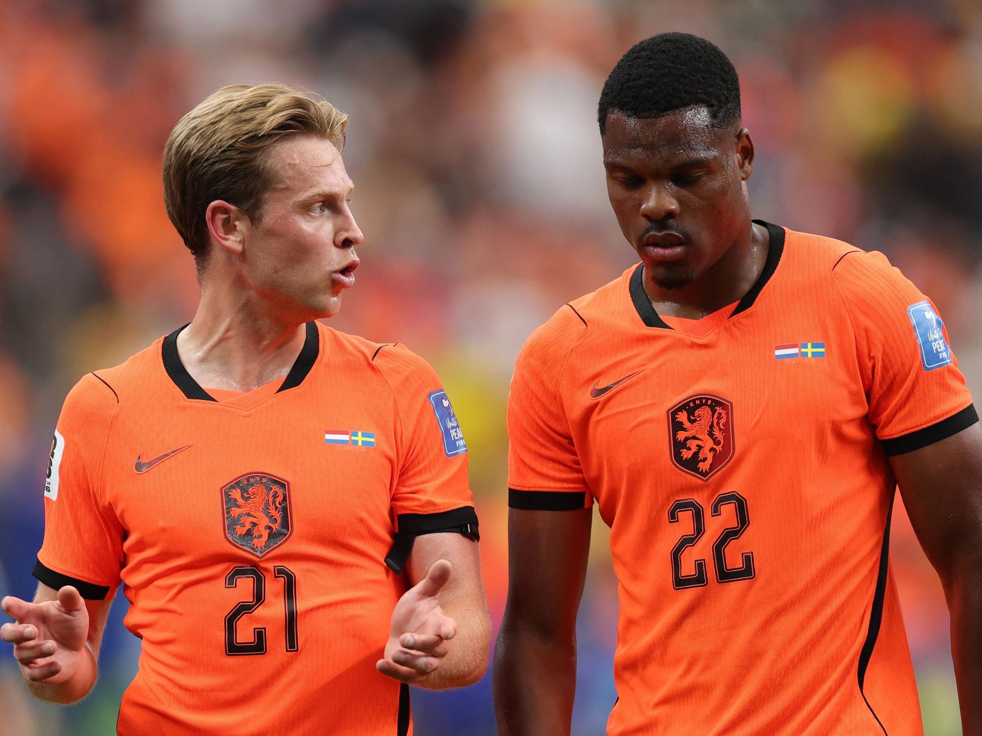 Frenkie de Jong hat sich gegen Kritik aus der Heimat gewehrt. (Archivbild)