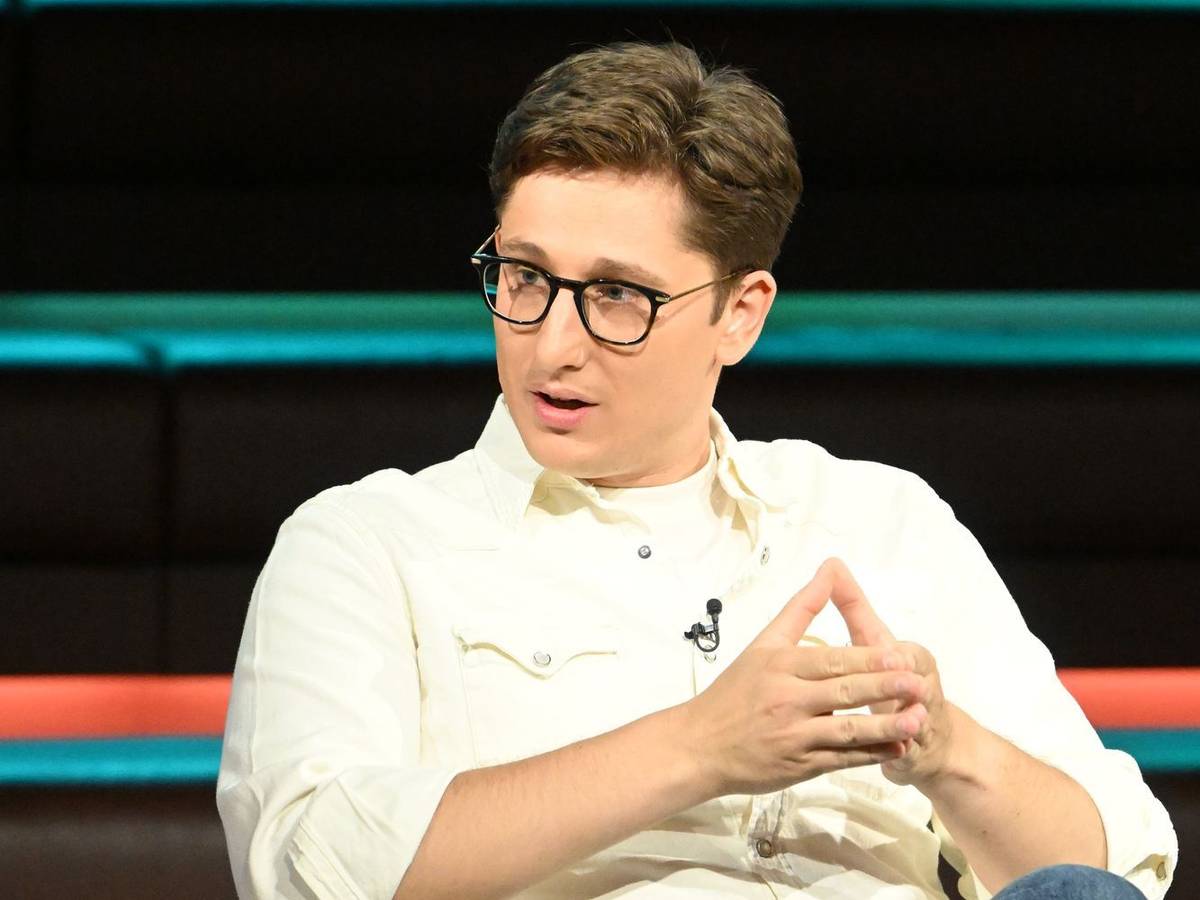 Philipp Türmer redete sich zum aktuell vorgestellten Rentenkonzept um Kopf und Kragen. (Bild: ZDF / Markus Hertrich)