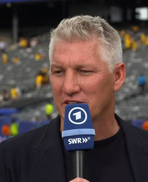 WM-Experte Bastian Schweinsteiger spricht in der ARD.