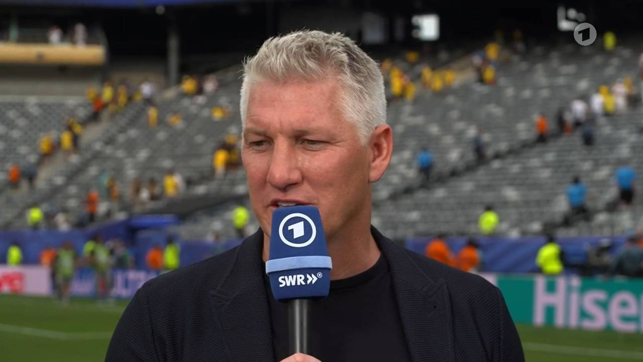 WM-Experte Bastian Schweinsteiger spricht in der ARD.