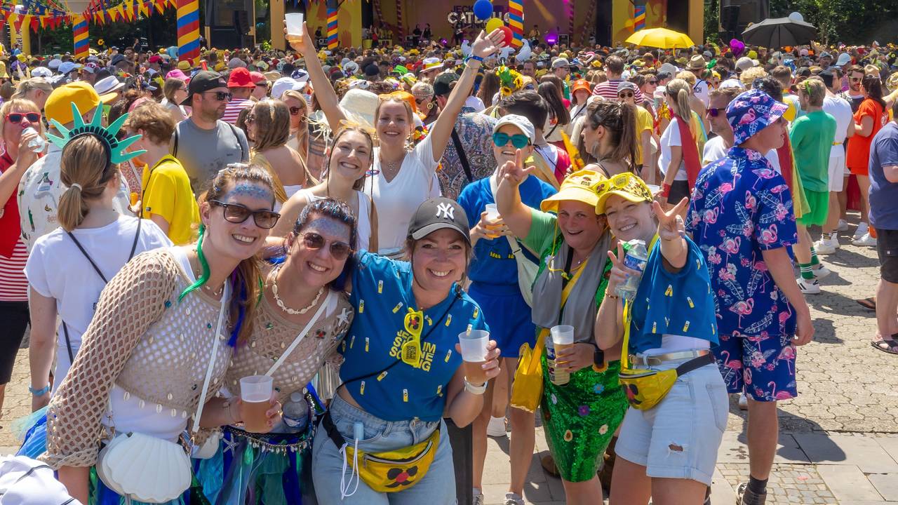 Sommerfestival „Jeck im Sunnesching“ im Tanzbrunnen.