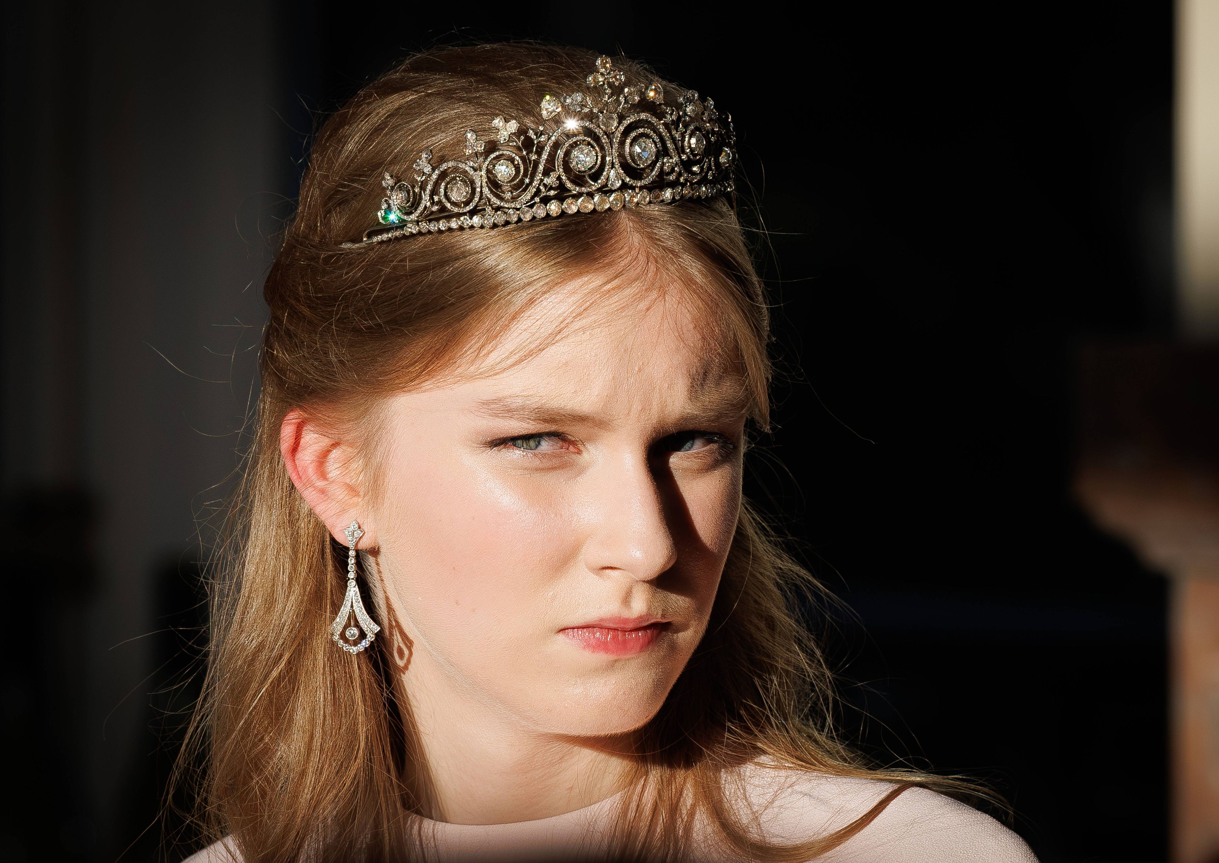 Prinzessin Eléonore, die jüngste Tochter von König Philippe und Königin Mathilde, feierte kürzlich ihr großes Tiara-Debüt.