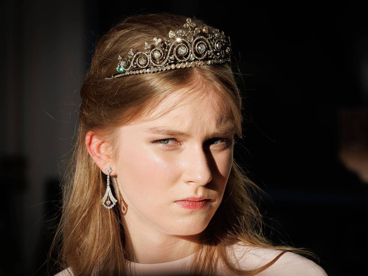 Prinzessin Eléonore, die jüngste Tochter von König Philippe und Königin Mathilde, feierte kürzlich ihr großes Tiara-Debüt.