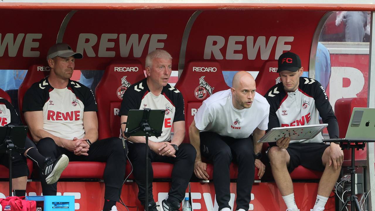 Lukas Sinkiewicz, Armin Reutershahn, Rene Wagner und Denis Huckestein beim Spiel gegen Heidenheim.