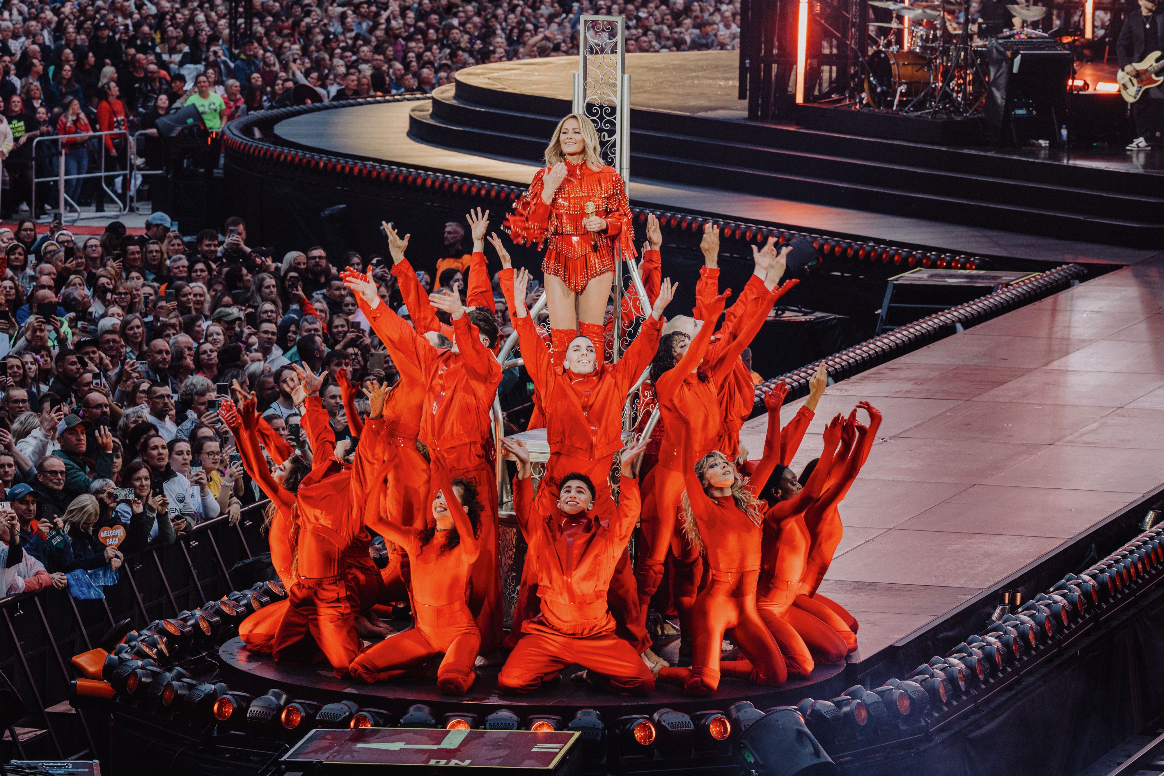 Helene Fischer während ihrer Show auf der Bühne.