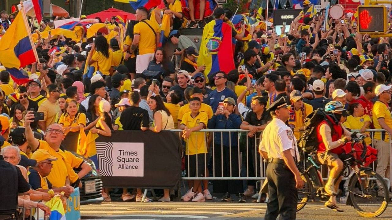 Fans von Ecuador beim Fan-Festival der WM in New York.