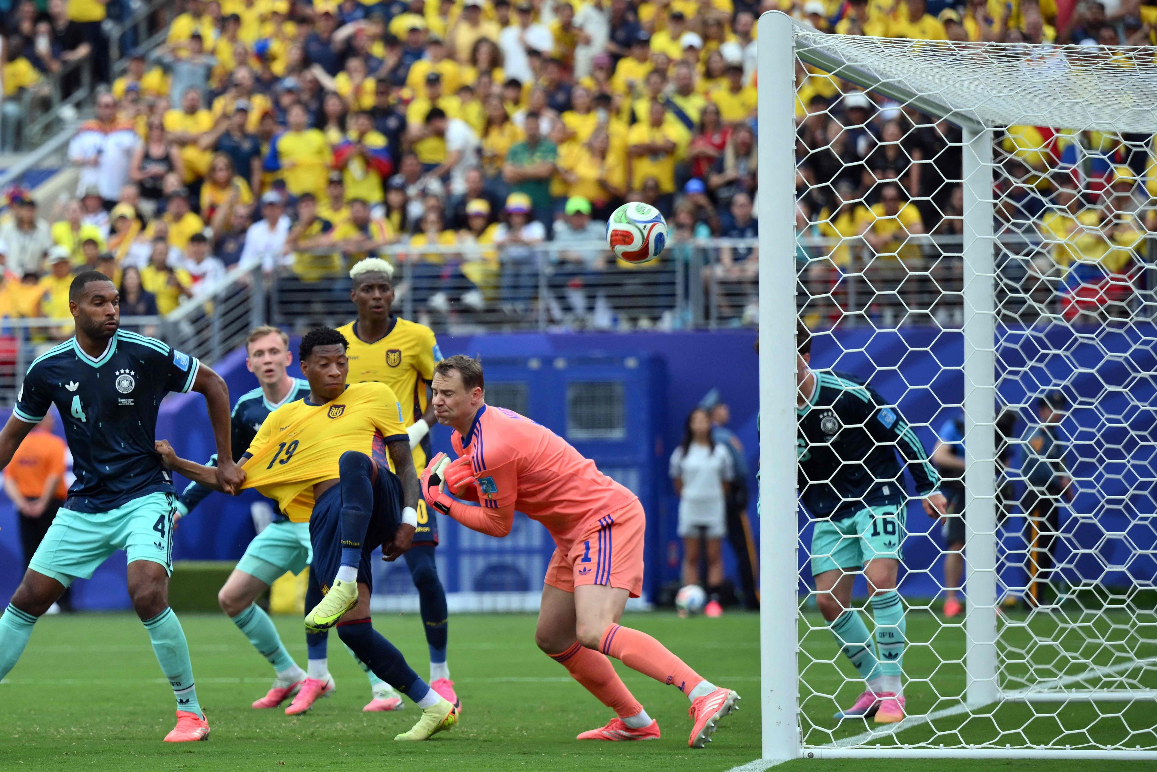 Tor für Ecuador gegen Deutschland.