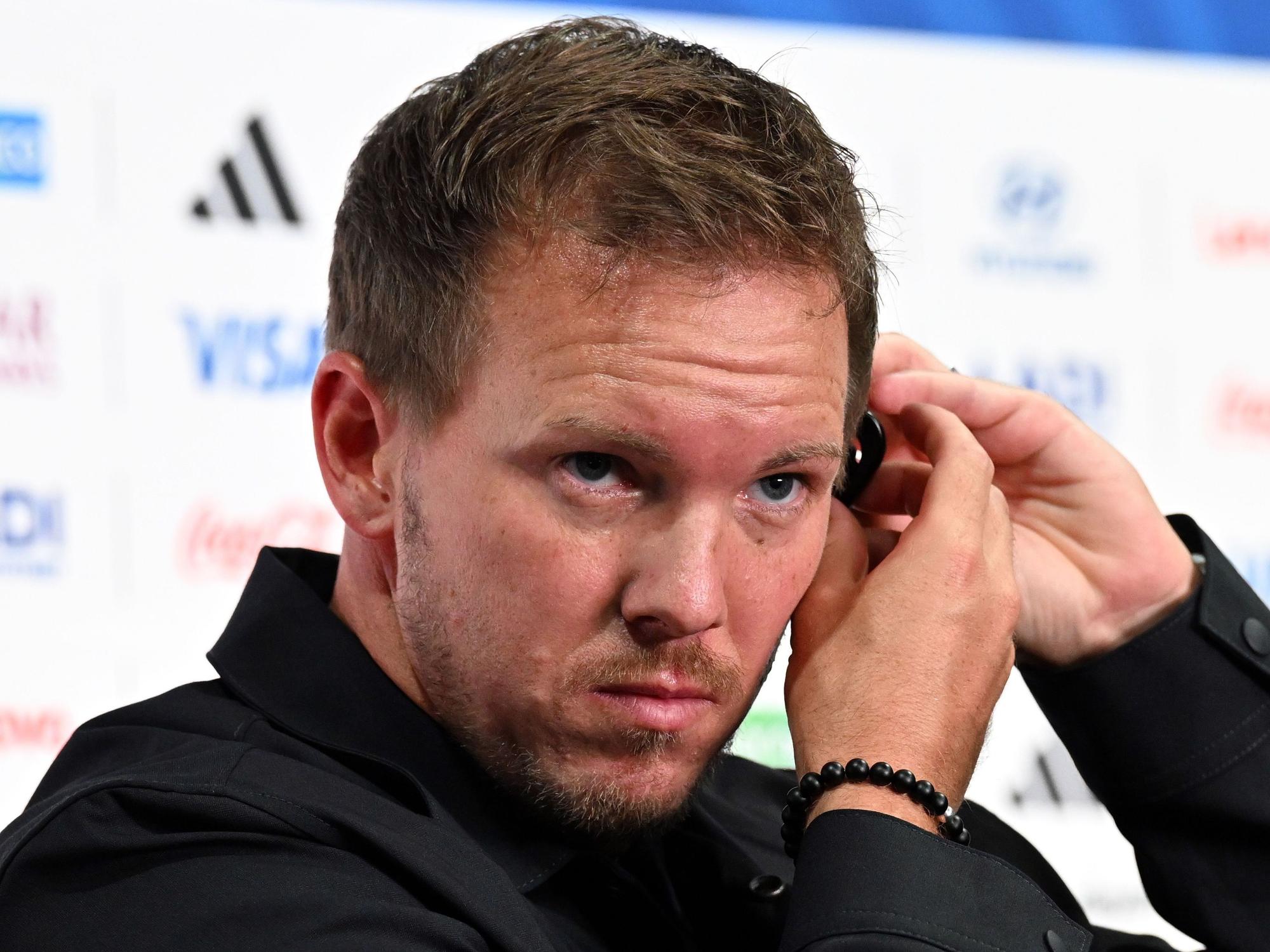 Bundestrainer Julian Nagelsmann nimmt an der Pressekonferenz teil.