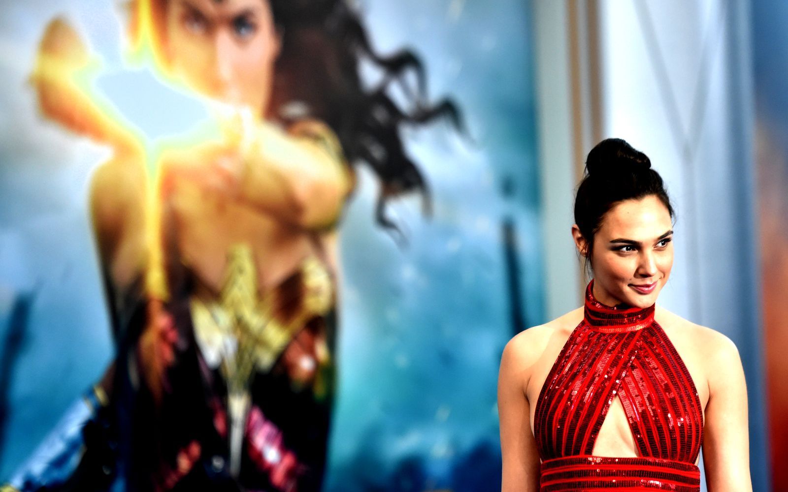 Gal Gadot hatte mehrere große (und sehr erfolgreiche) Auftritte als Wonder Woman. Eigentlich sollte es einen dritten Solo-Film für sie geben, der wurde im Dezember 2022 jedoch gecancelt. (Bild: 2017 Getty Images/Frazer Harrison)