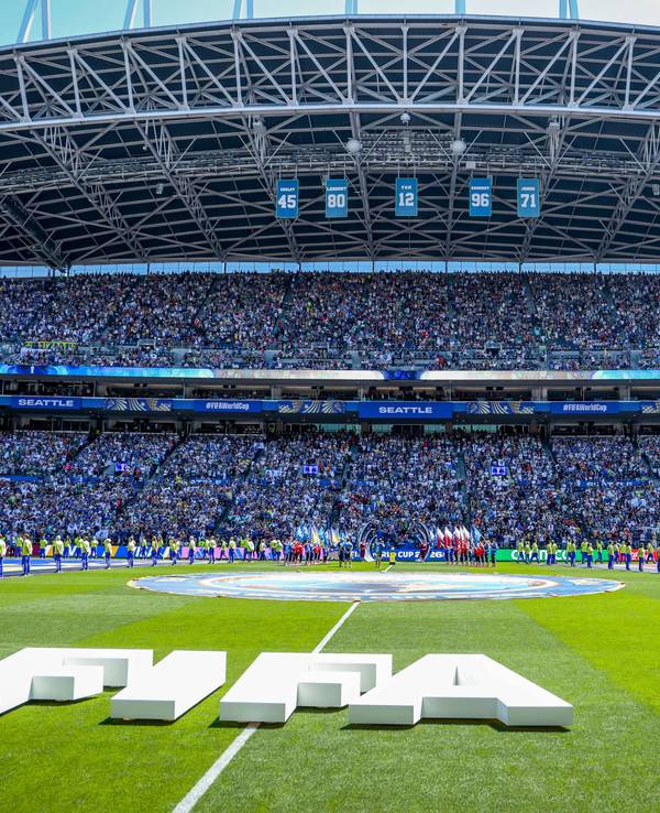 Blick auf die Tribüne im Stadion in Seattle.