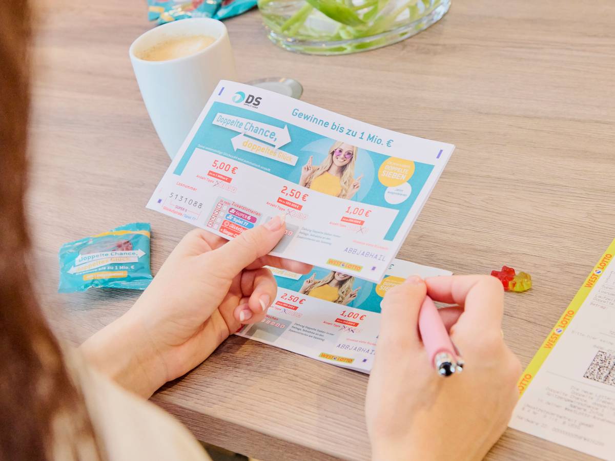 Bei der Doppelte Sieben kann man von beiden Seiten gewinnen. Spielbar in jeder WestLotto -Annahmestelle oder online unter www.westlotto.de.