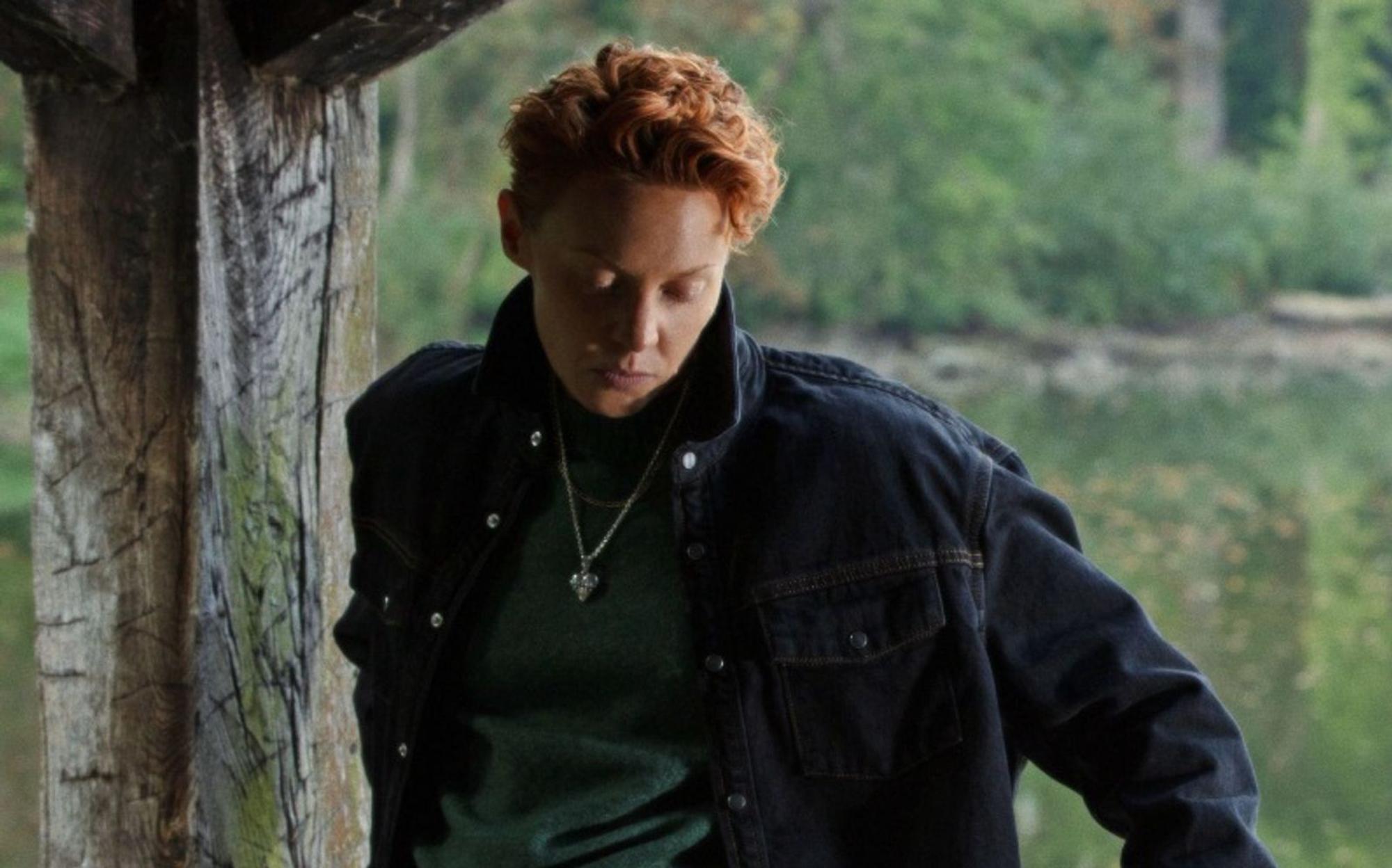 Elly Jackson alias La Roux verarbeitet mit dem neuen Album „Old Flames“ das Ende einer Beziehung nach 17 Jahren. Die gerade veröffentlichte zweite Vorab-Single heißt „Babyline“. (Bild: Universal Music)