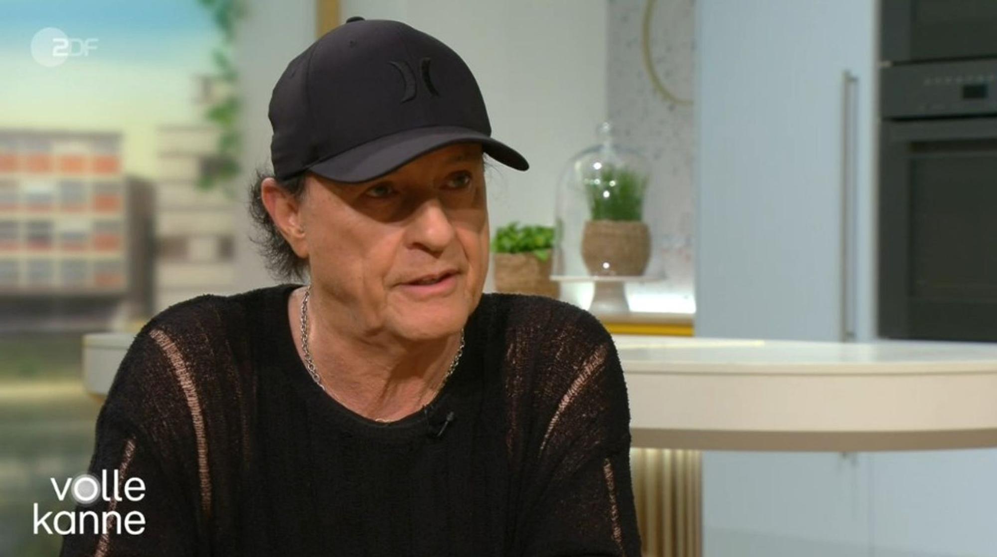 Peter Schilling hat im ZDF-Servicemagazin „Volle Kanne“ über die Nutzung von KI in der Musikbranche gesprochen. (Bild: ZDF)