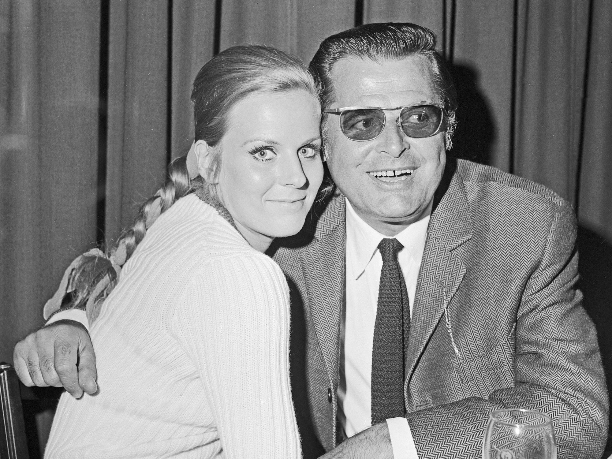 Gerhard Wendland (r) neben Heidi Brühl.