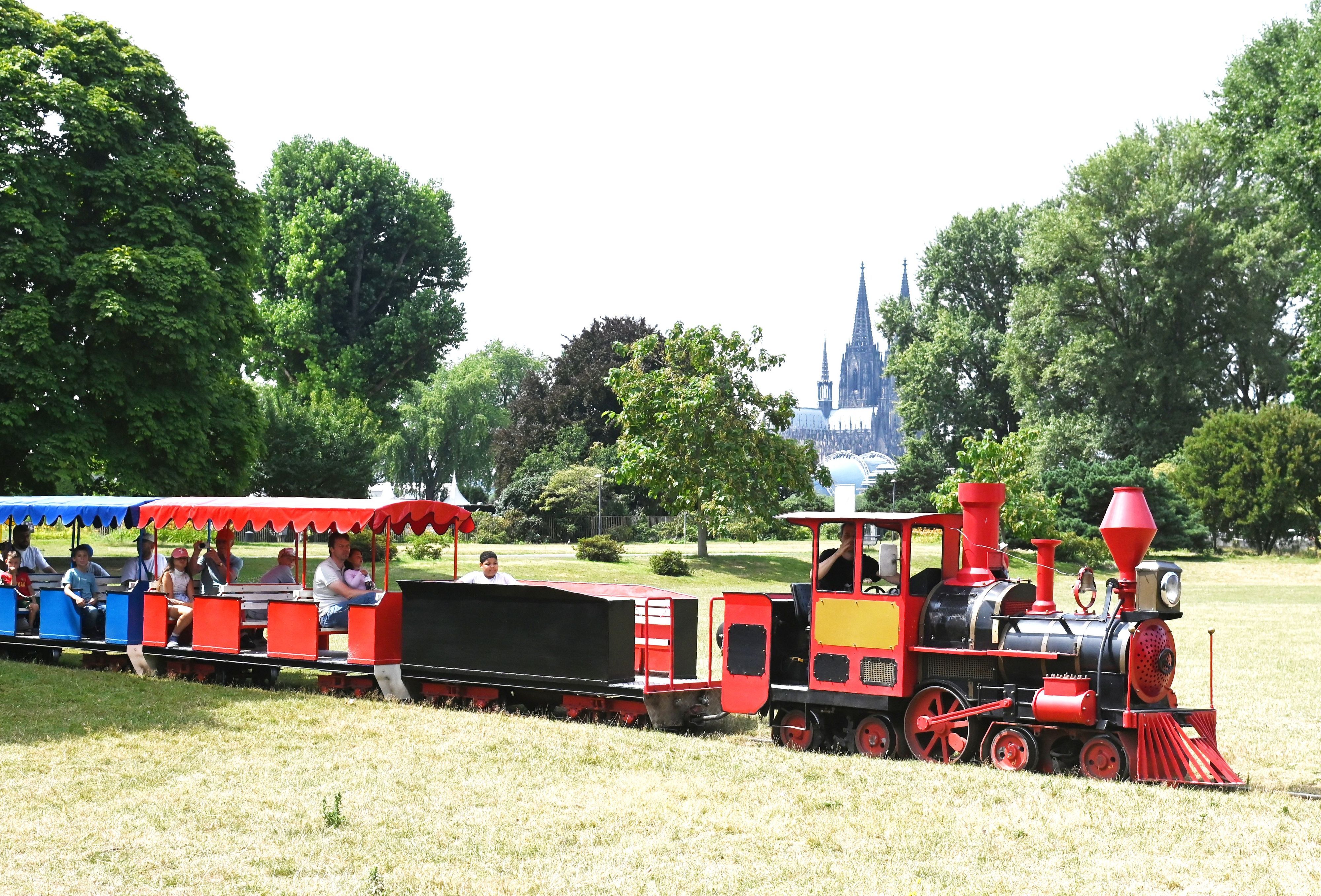 Das große Kinder- und Familienfest im Kölner Rheinpark fällt aus (Archivbild).