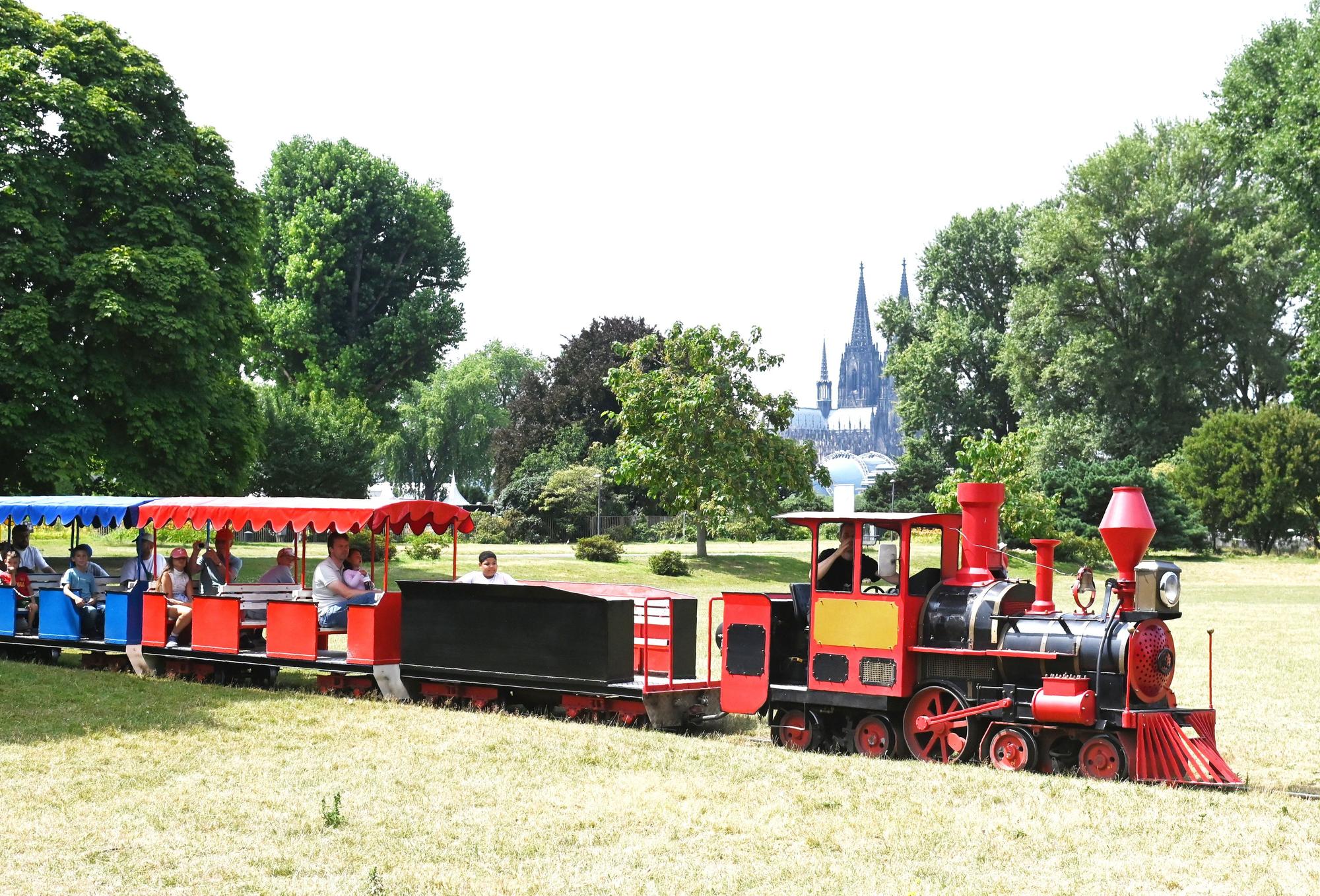 Das große Kinder- und Familienfest im Kölner Rheinpark fällt aus (Archivbild).