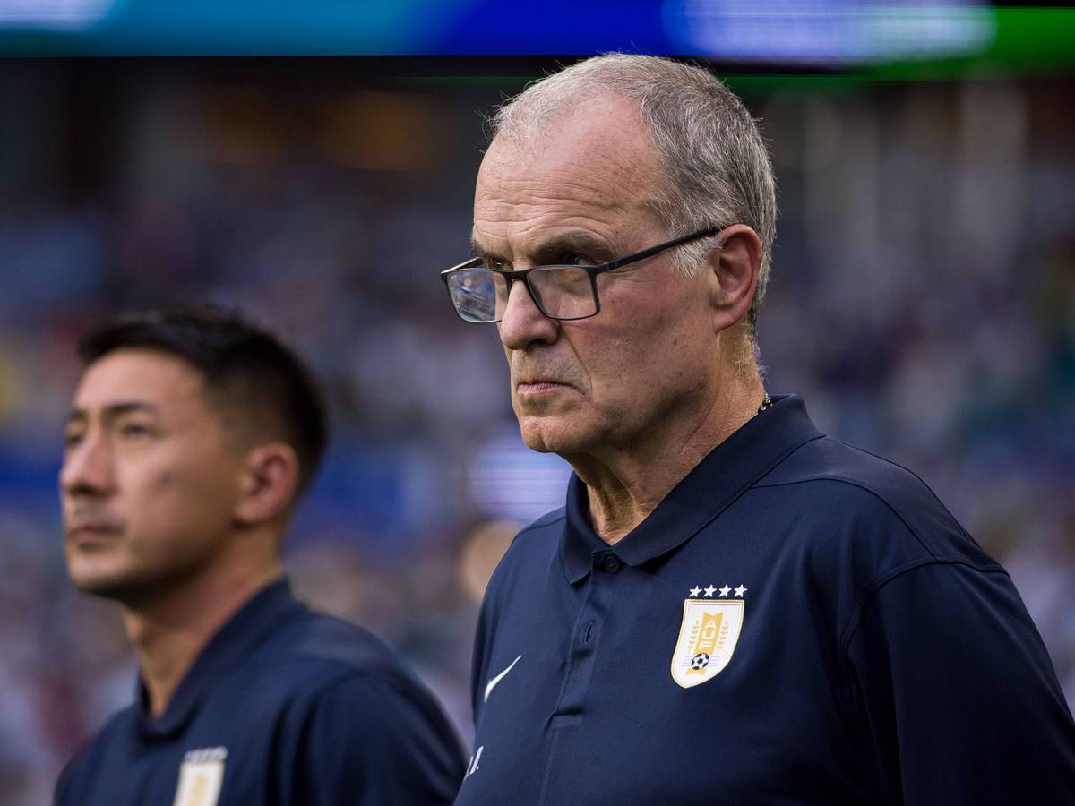 Marcelo Bielsa mit mürrischem Blick