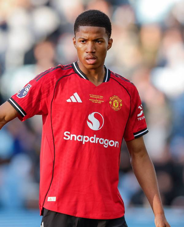 Der 18-jährige Mittelstürmer Chido Obi im Dress von Manchester United.