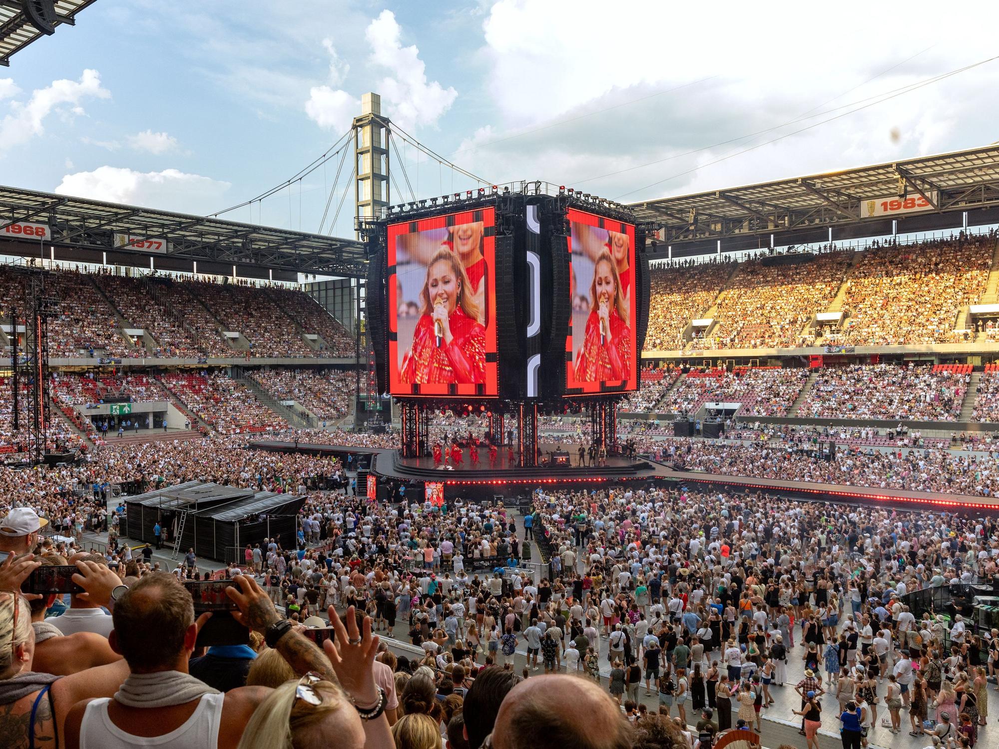 Konzert von Helene Fischer im Rhein-Energie-Stadion.
