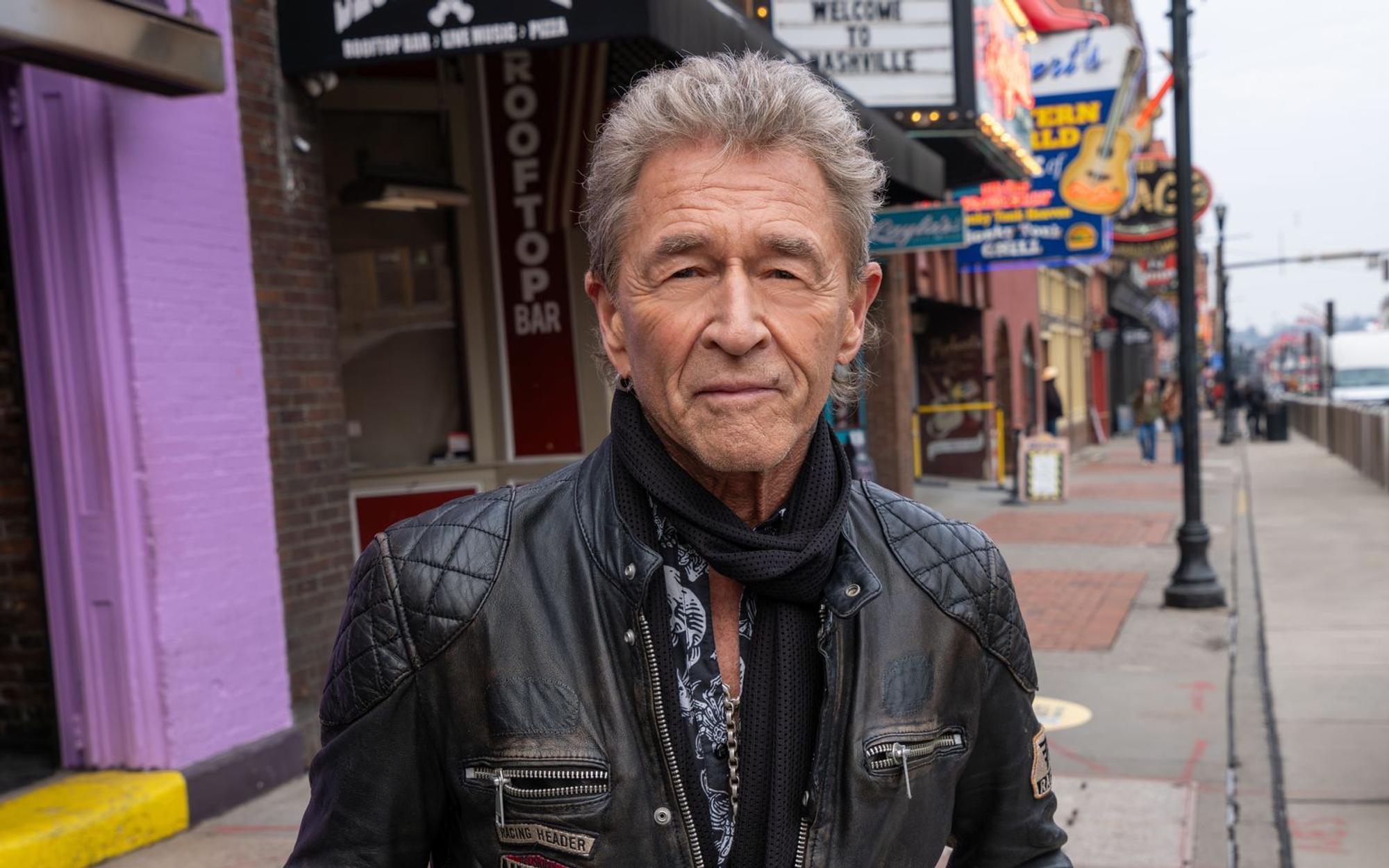 Für die neue ZDF-Sendung „Song Trip“ ließ sich Peter Maffay auf ein Experiment ein. (Bild: ZDF / Stefan Cordes)