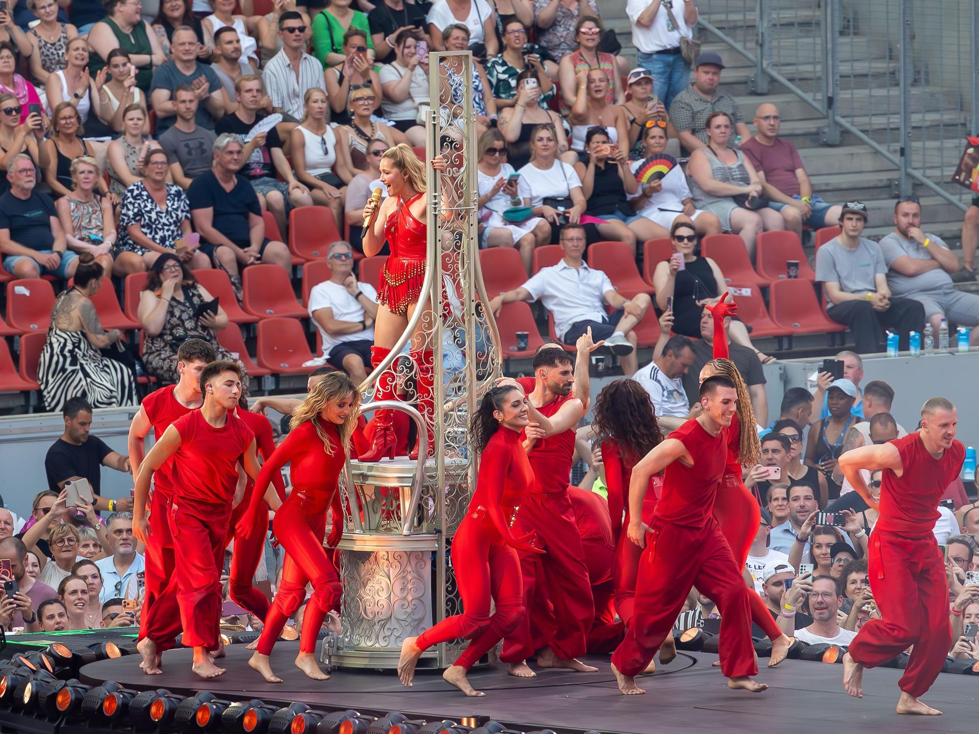 Konzert von Helene Fischer im Rhein-Energie-Stadion.