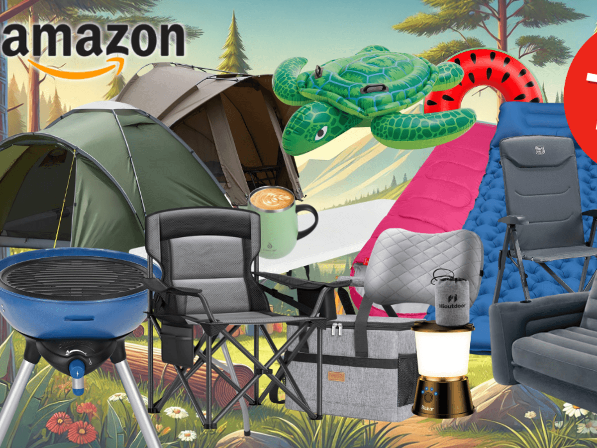 Auf dem Bild ist eine Collage aus diversen Camping Utensilien zu sehen, die zum nächsten Camping Urlaub einlädt.