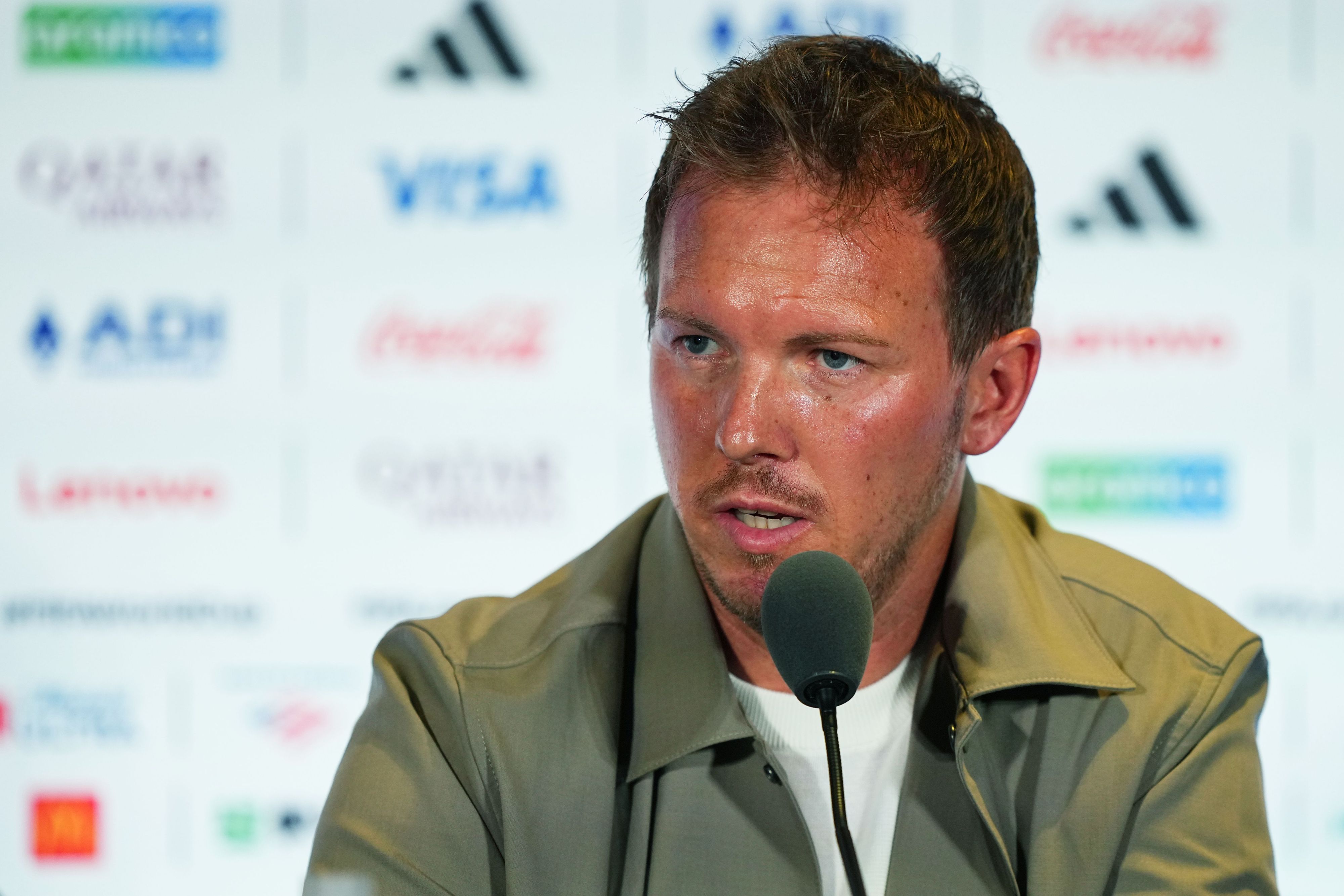 Bundestrainer Julian Nagelsmann spricht bei einer PK.