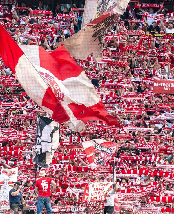 Blick in die Fankurve beim 1. FC Köln.