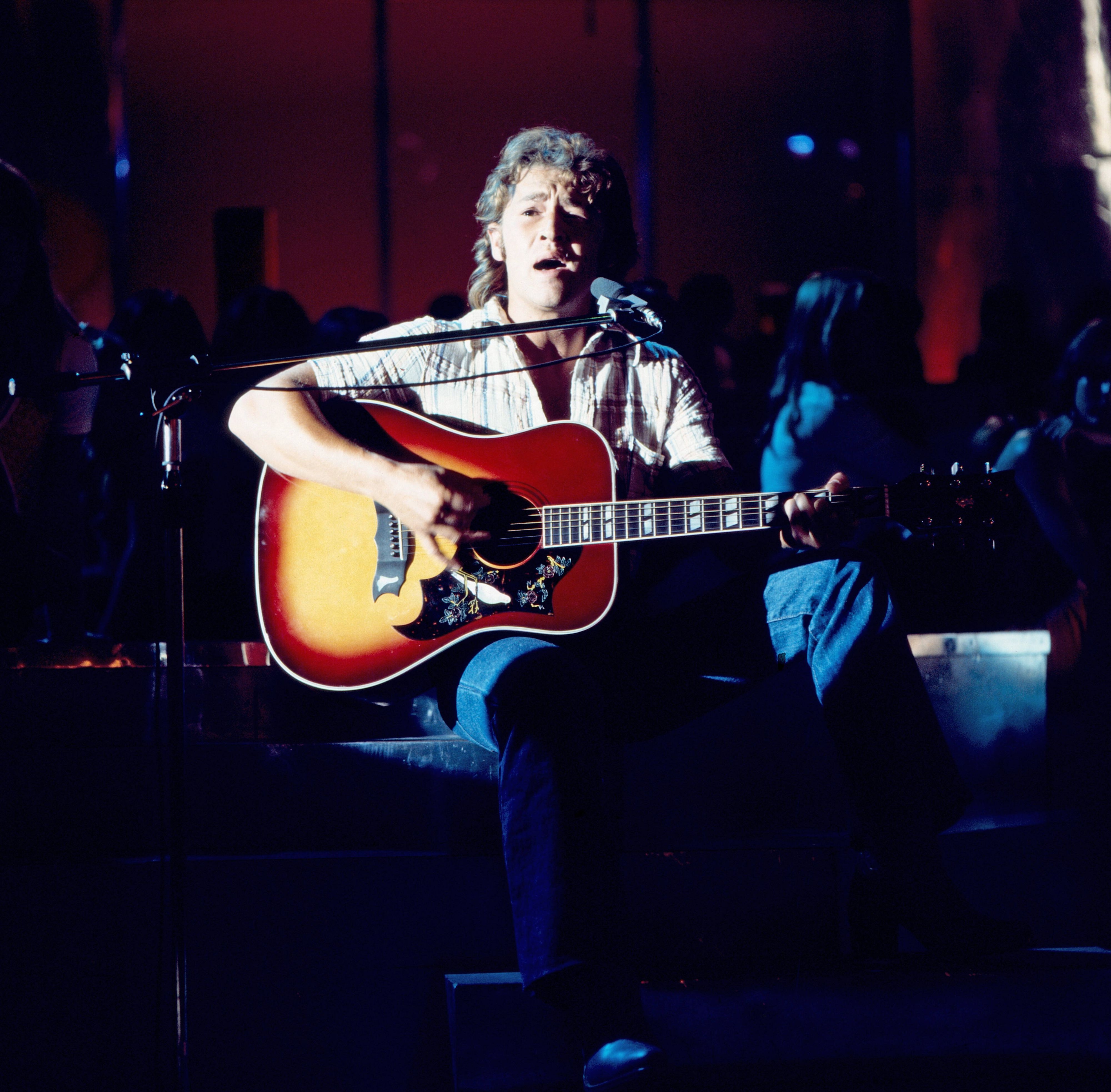 Peter Maffay 1976 bei einem Auftritt in der ZDF-Show „Disco“.