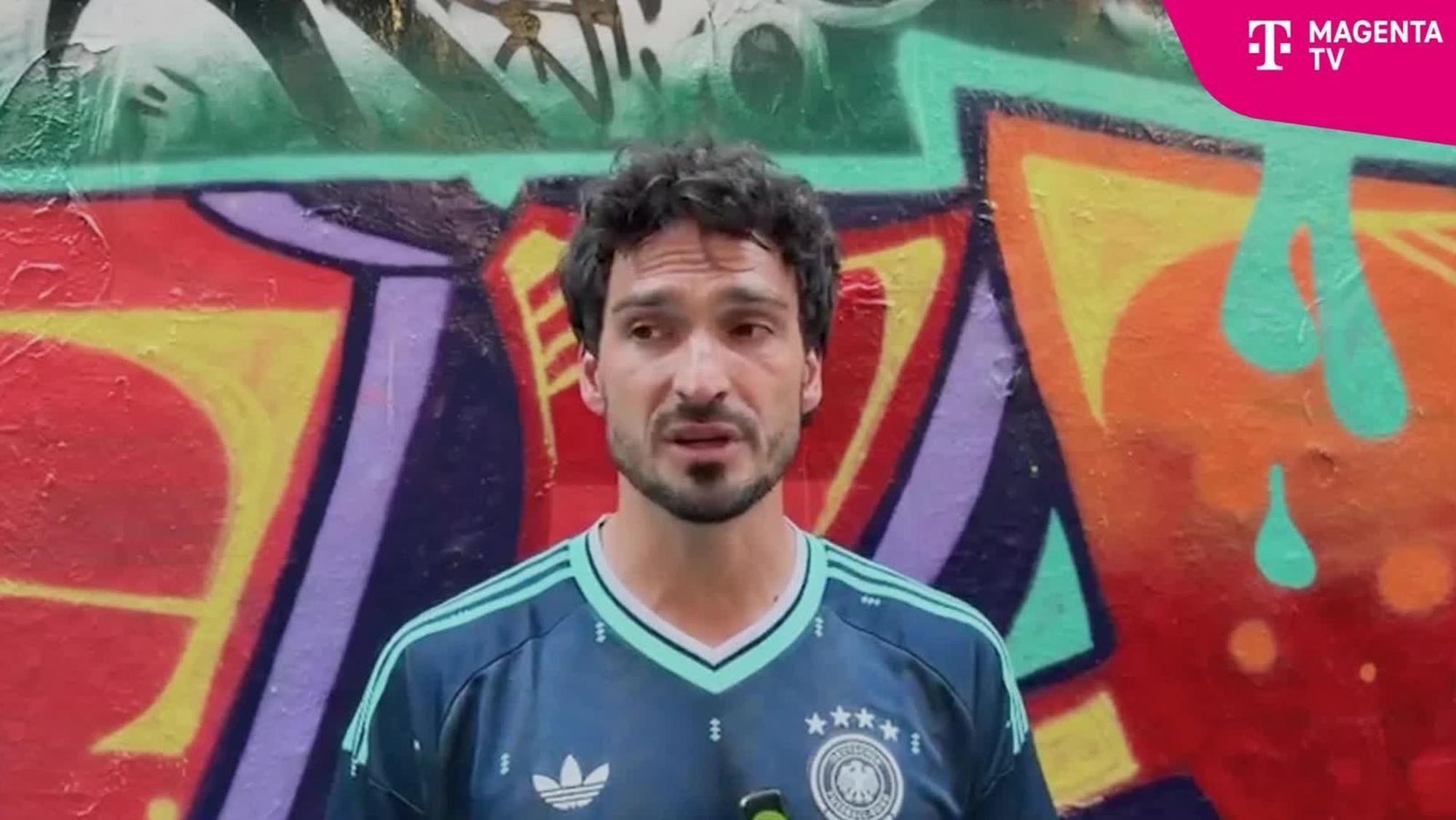 Mats Hummels rechnet bei MagentaTV mit der DFB-Elf ab. (Bild: MagentaTV)