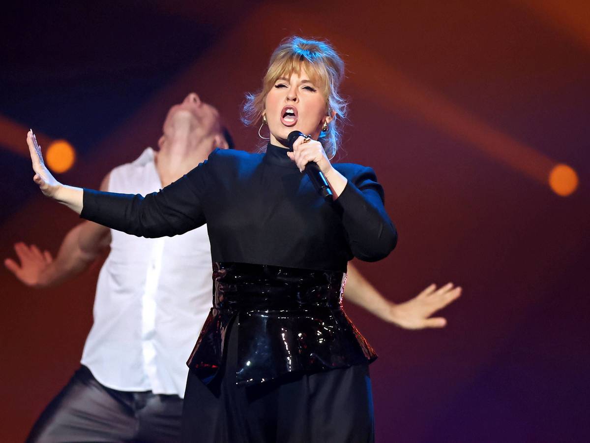 Maite Kelly singt auf der Bühne.