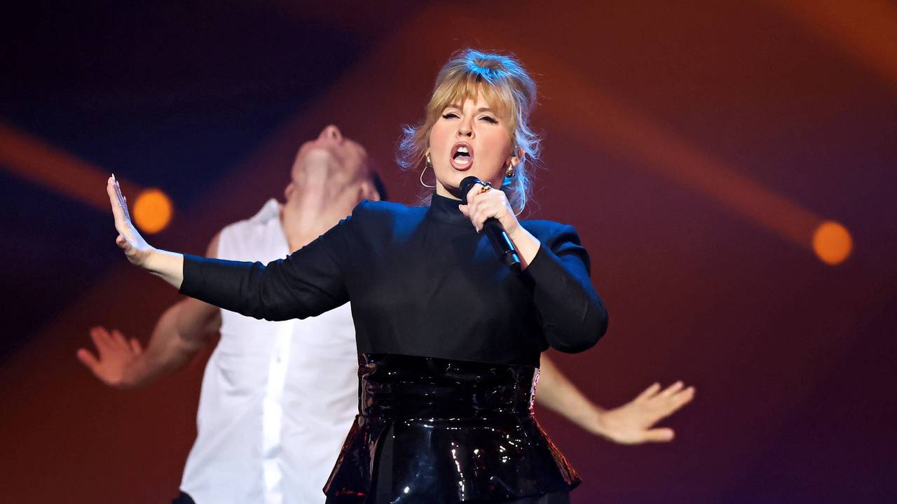 Maite Kelly singt auf der Bühne.