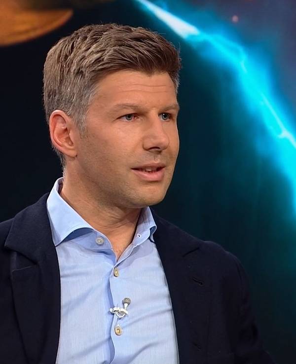 Thomas Hitzlsperger als Experte im Studio.