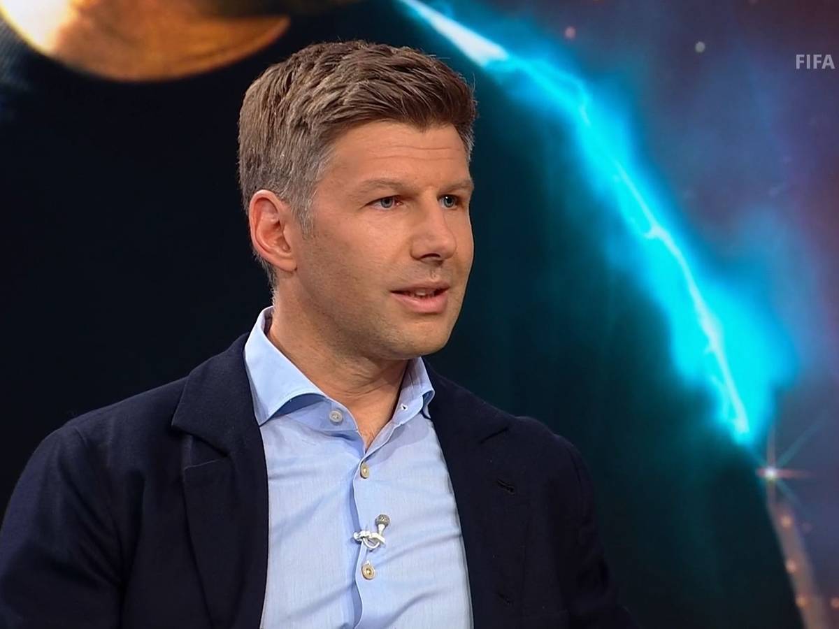 Thomas Hitzlsperger als Experte im Studio.