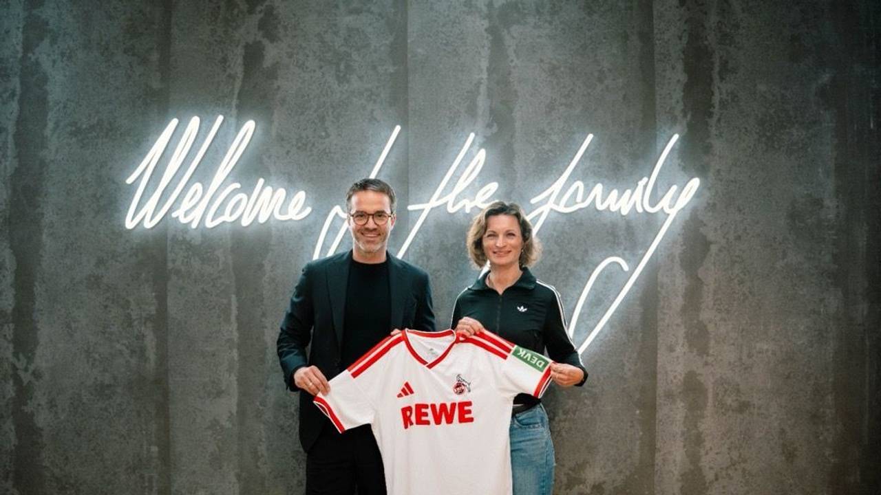 Das neue Heimtrikot des 1. FC Köln von Adidas für die Saison 2026/27.