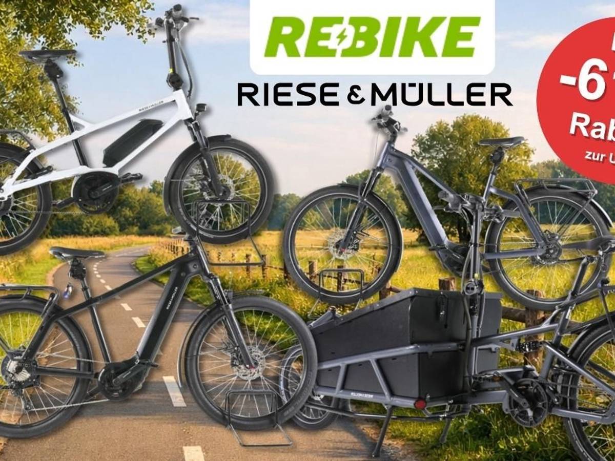 Riese & Müller E-Bike Modelle wie City-Bike und Lastenrad vor einer Landstraße am Waldrand.