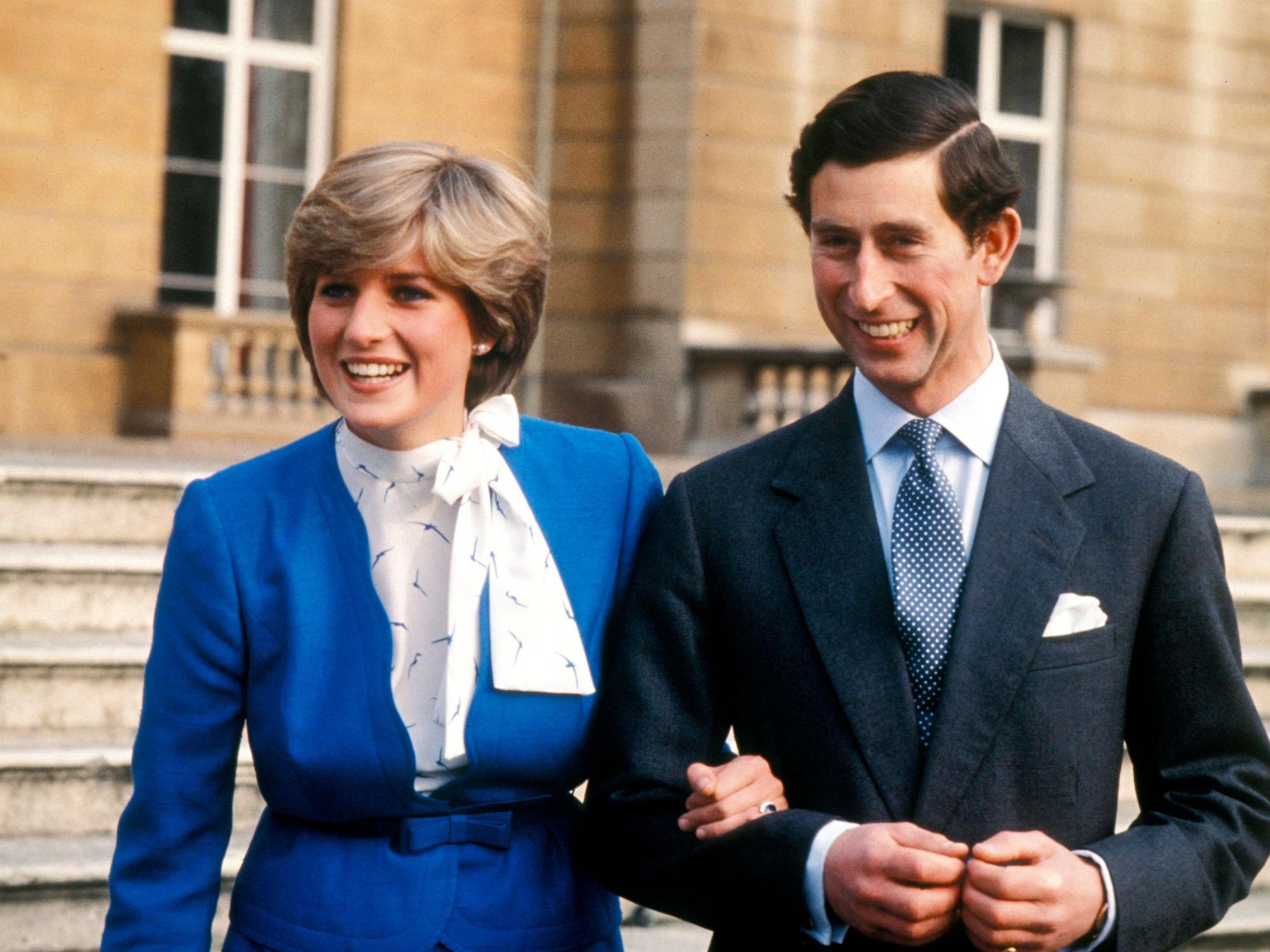 Prinz Charles mit seiner damaligen Verlobten Lady Di (im Februar 1981 in London).