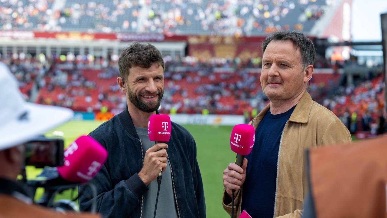 Moderator Thomas Wagner im Gespräch mit Thomas Müller.